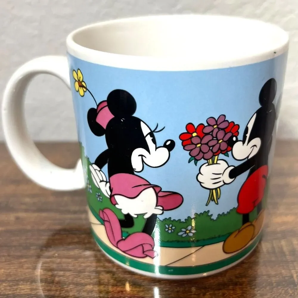 Lot of 4 Disney World / Land Collectible Ceramic Coffee/Tea Mugs - Varying Sizes